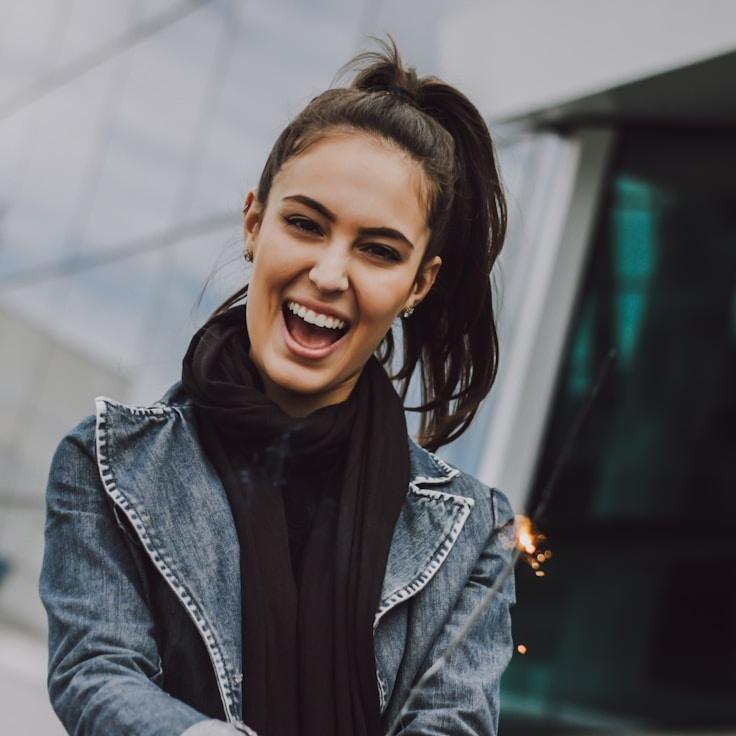 Portrait of Ananya meditation instructor